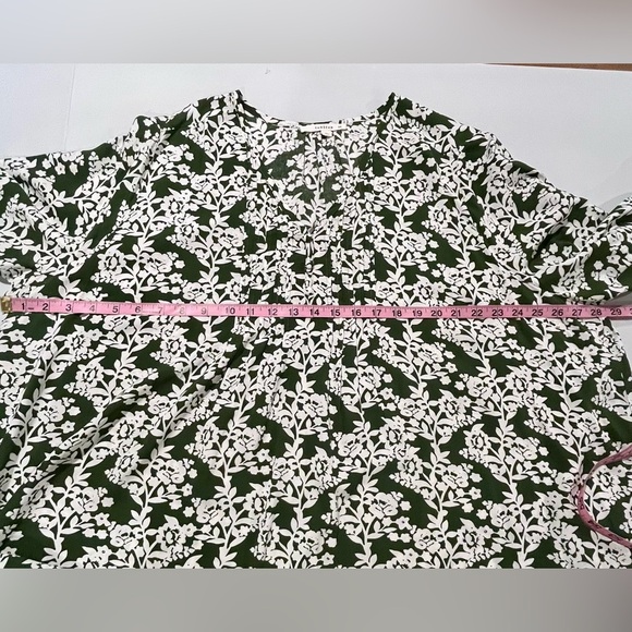Fun 2 Fun Green Floral Blouse 3XL - Picture 8 of 9